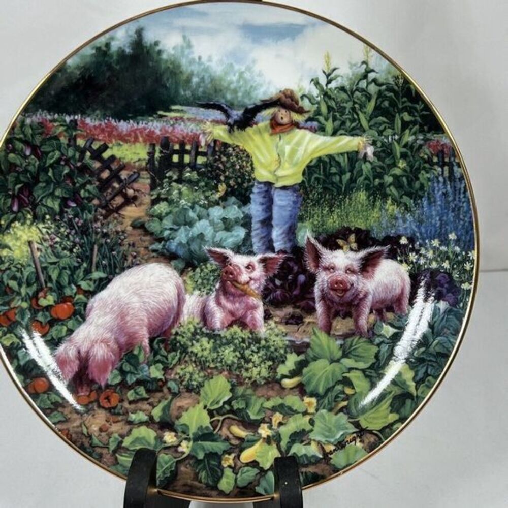 Danbury Mint, Pigs in Bloom, Joan Wright, "Hog Harvest" Farm, Garden,‎ Cottage